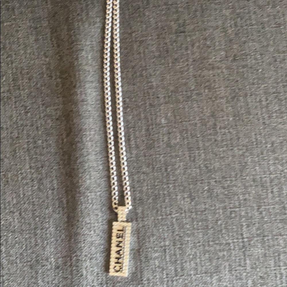 Brand new authentic Chanel gold/crystals necklace